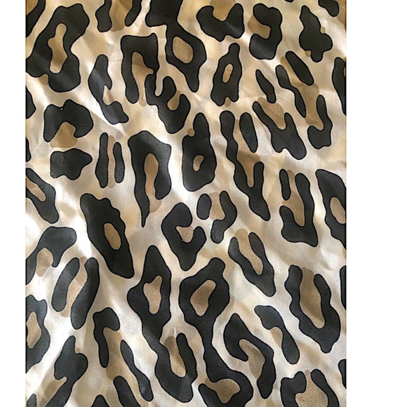 Theory Classic Straight Leopard Print Silk Shirt - Picture 5 of 14